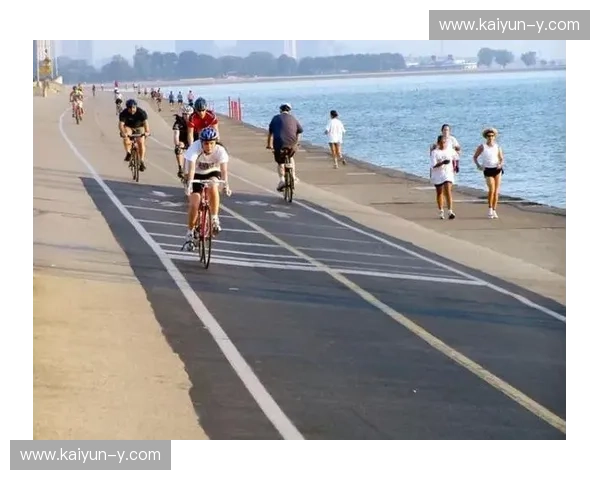 芝加哥马拉松赛季观察：跑者心中的“城市之心”